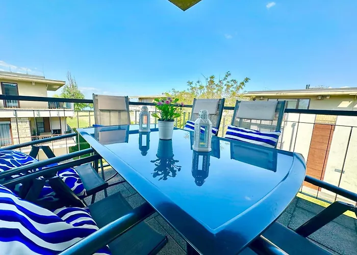 Design アパート *