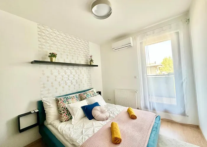 アパート Design Zamárdi